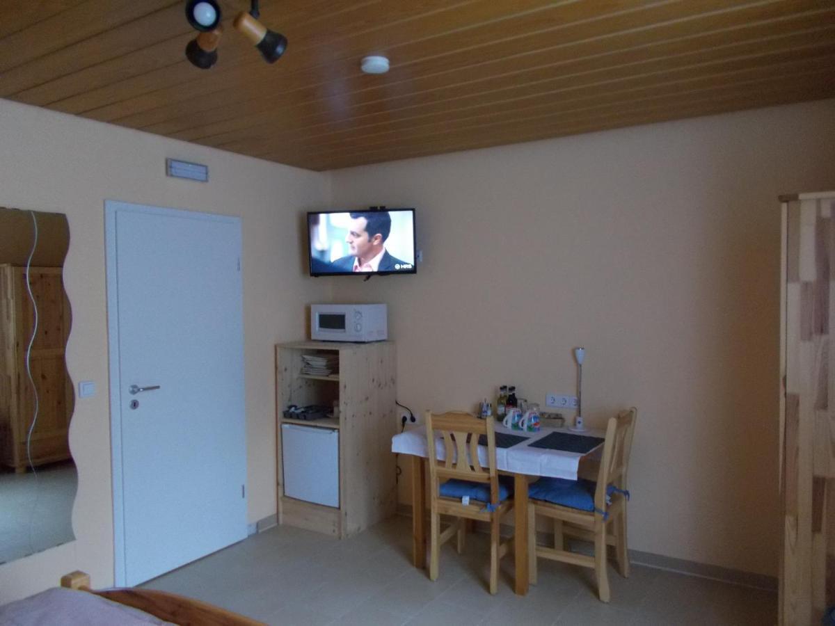 Gaestehaus Am Reiterhof Mutschler Donzdorf Экстерьер фото